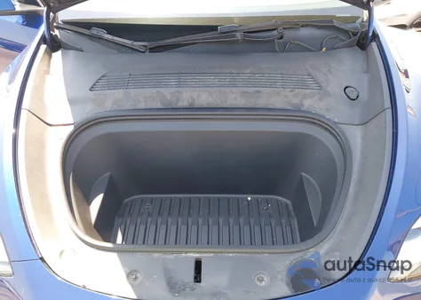 2021 Tesla Model Y Long Range Dual Motor All-Wheel Drive из США, поврежденный, VIN 5YJYGDEE5MF231736